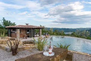 Contemporary Villa Retreat with Pool in Sovinjska Brda