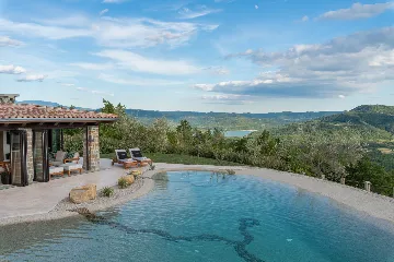 Contemporary Villa Retreat with Pool in Sovinjska Brda