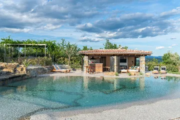 Contemporary Villa Retreat with Pool in Sovinjska Brda