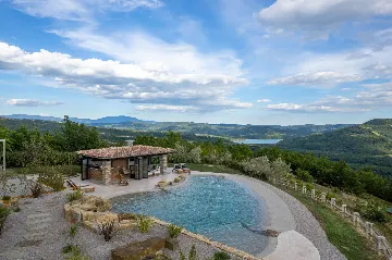 Contemporary Villa Retreat with Pool in Sovinjska Brda