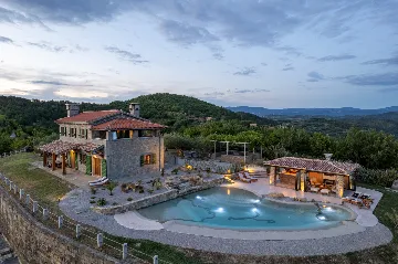 Contemporary Villa Retreat with Pool in Sovinjska Brda