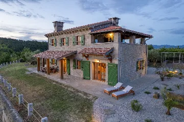 Contemporary Villa Retreat with Pool in Sovinjska Brda