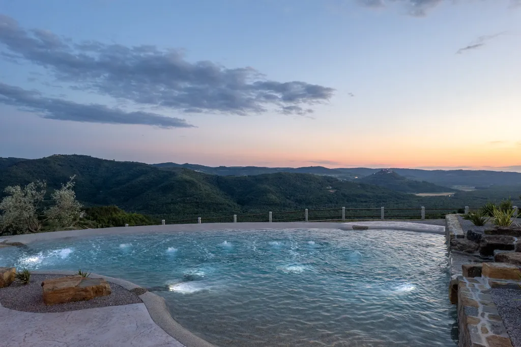 Contemporary Villa Retreat with Pool in Sovinjska Brda