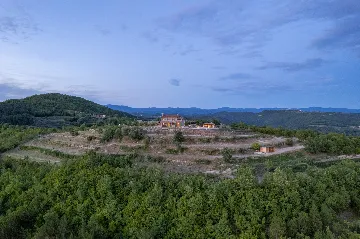 Contemporary Villa Retreat with Pool in Sovinjska Brda