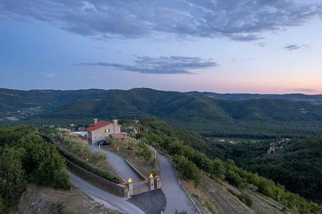 Contemporary Villa Retreat with Pool in Sovinjska Brda