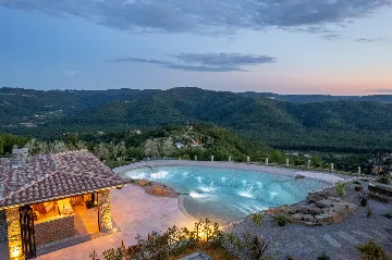 Contemporary Villa Retreat with Pool in Sovinjska Brda