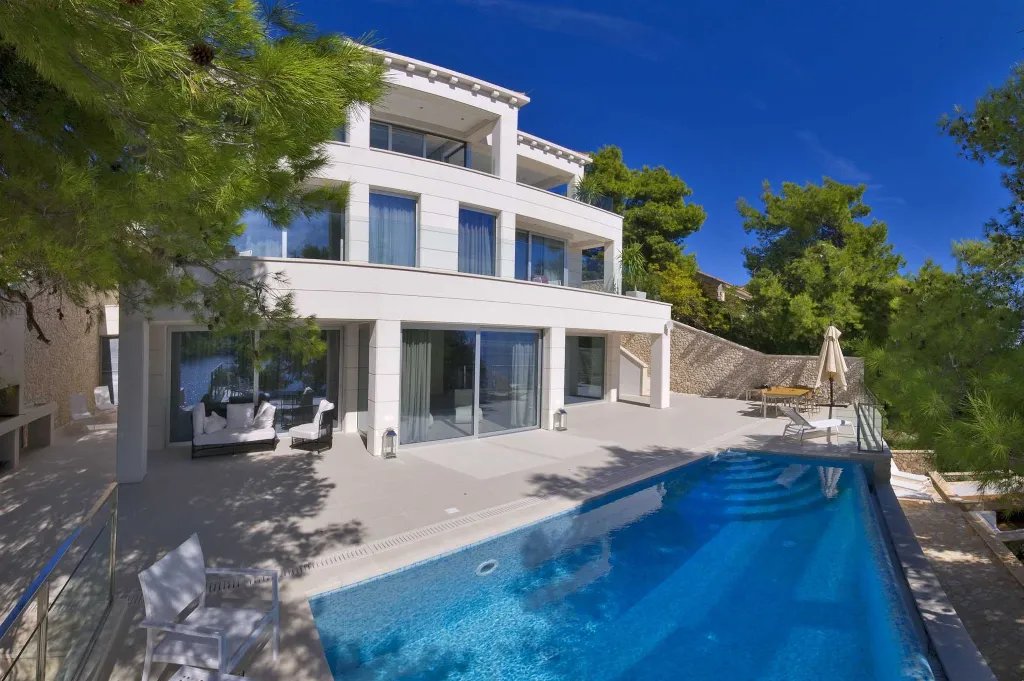 Seaside Villa Retreat with Pool in Selca