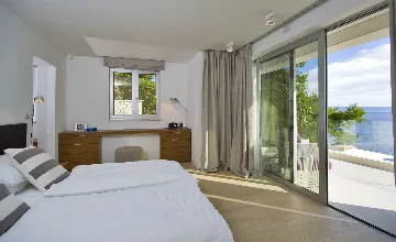 Seaside Villa Retreat with Pool in Selca