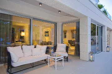 Seaside Villa Retreat with Pool in Selca