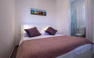 Contemporary Villa Retreat with Pool in Rogoznica