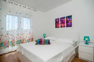 Contemporary Villa Retreat with Pool in Rogoznica