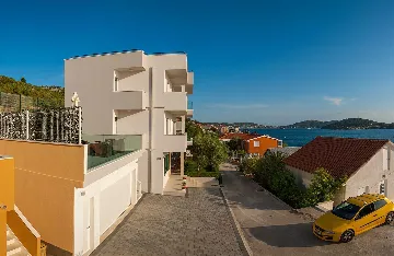 Contemporary Villa Retreat with Pool in Rogoznica