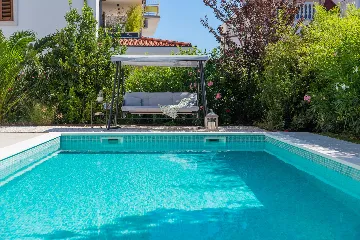 Modern Villa with Pool in Kaštel Stari