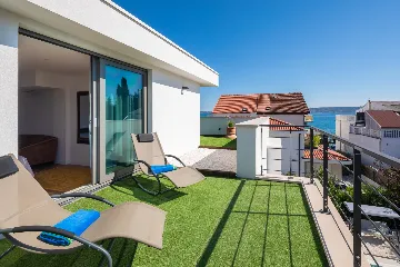 Modern Villa with Pool in Kaštel Stari