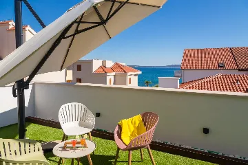 Modern Villa with Pool in Kaštel Stari