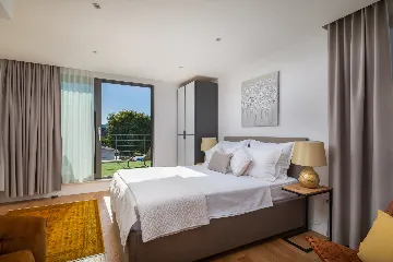 Modern Villa with Pool in Kaštel Stari