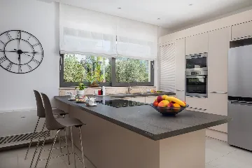 Modern Villa with Pool in Kaštel Stari