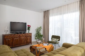 Modern Villa with Pool in Kaštel Stari