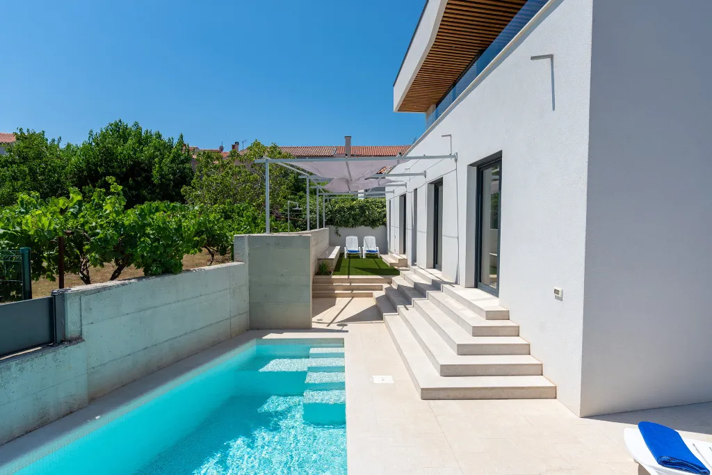 Modern Villa with Pool in Premantura