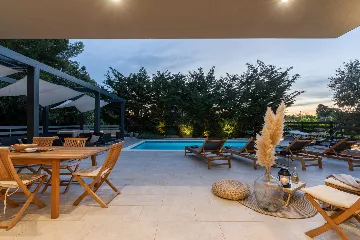 Modern Family Villa with Pool in Medulin