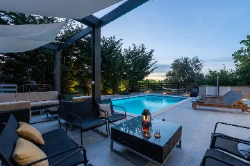 Modern Family Villa with Pool in Medulin