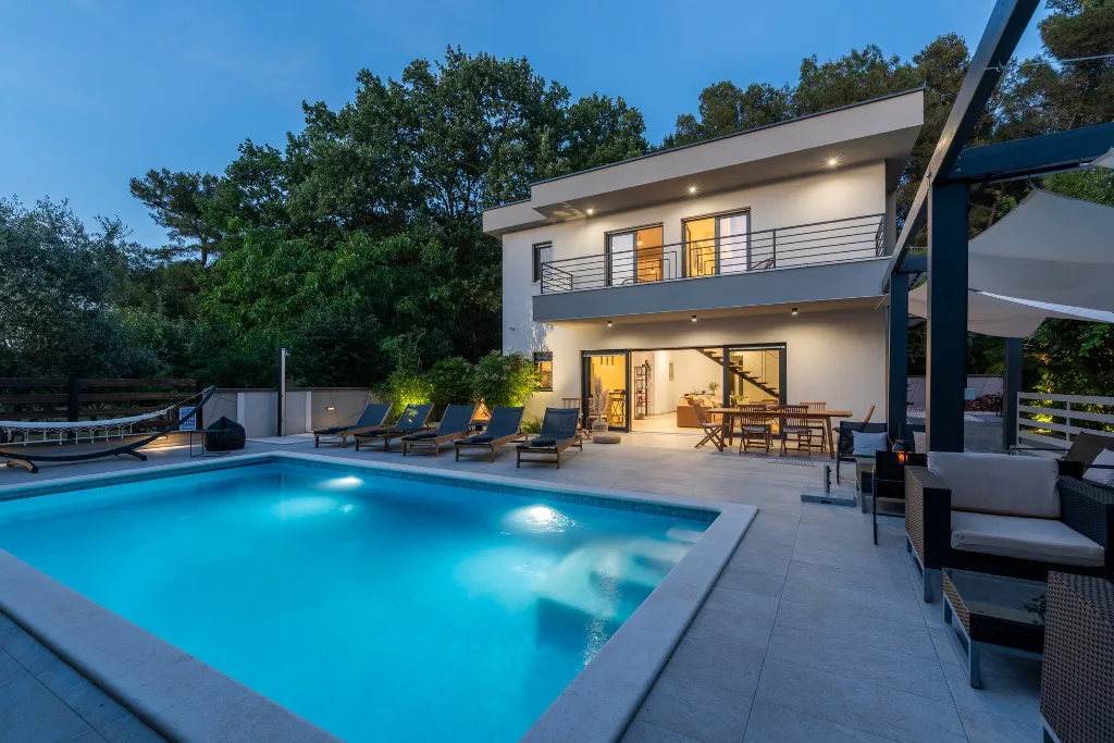 Modern Family Villa with Pool in Medulin