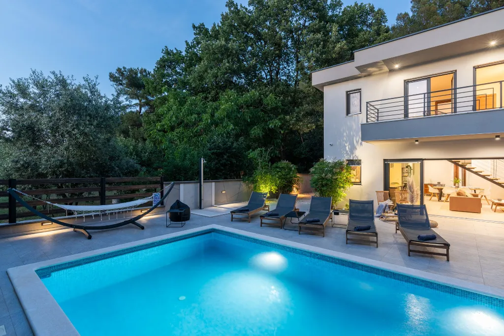 Modern Family Villa with Pool in Medulin