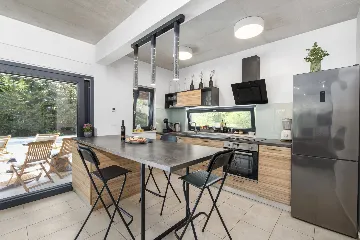 Modern Family Villa with Pool in Medulin