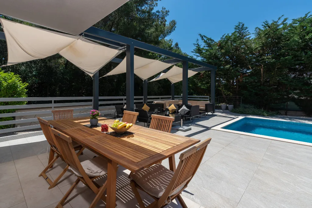 Modern Family Villa with Pool in Medulin