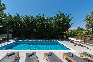 Modern Family Villa with Pool in Medulin