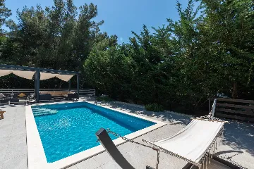 Modern Family Villa with Pool in Medulin