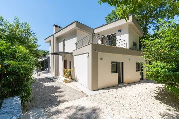 Modern Family Villa with Pool in Medulin