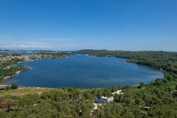 Modern Family Villa with Pool in Medulin