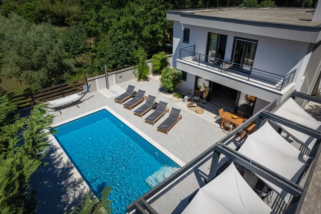Modern Family Villa with Pool in Medulin