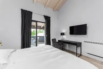 Spacious Villa with Pool in Barban