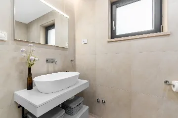 Spacious Villa with Pool in Barban