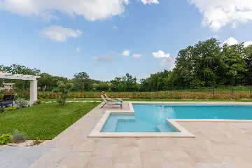 Spacious Villa with Pool in Barban