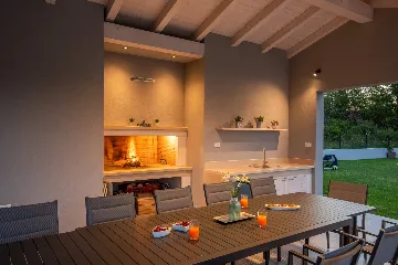 Spacious Villa with Pool in Barban