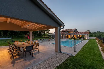 Spacious Villa with Pool in Barban