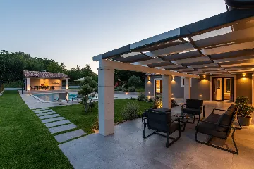 Spacious Villa with Pool in Barban