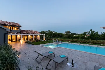 Spacious Villa with Pool in Barban