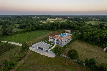 Spacious Villa with Pool in Barban