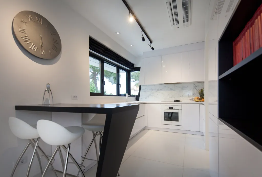 Modern 4-Bedroom Villa with Pool in Rovinj