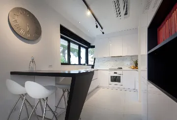 Modern 4-Bedroom Villa with Pool in Rovinj