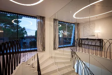 Modern 4-Bedroom Villa with Pool in Rovinj