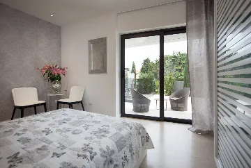 Modern 4-Bedroom Villa with Pool in Rovinj