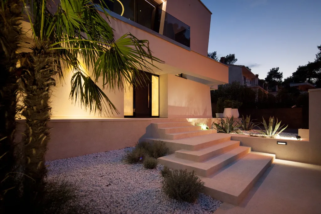 Modern 4-Bedroom Villa with Pool in Rovinj