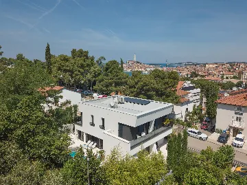 Modern 4-Bedroom Villa with Pool in Rovinj