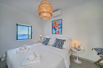 Private Pool Villa Retreat in Brsečine