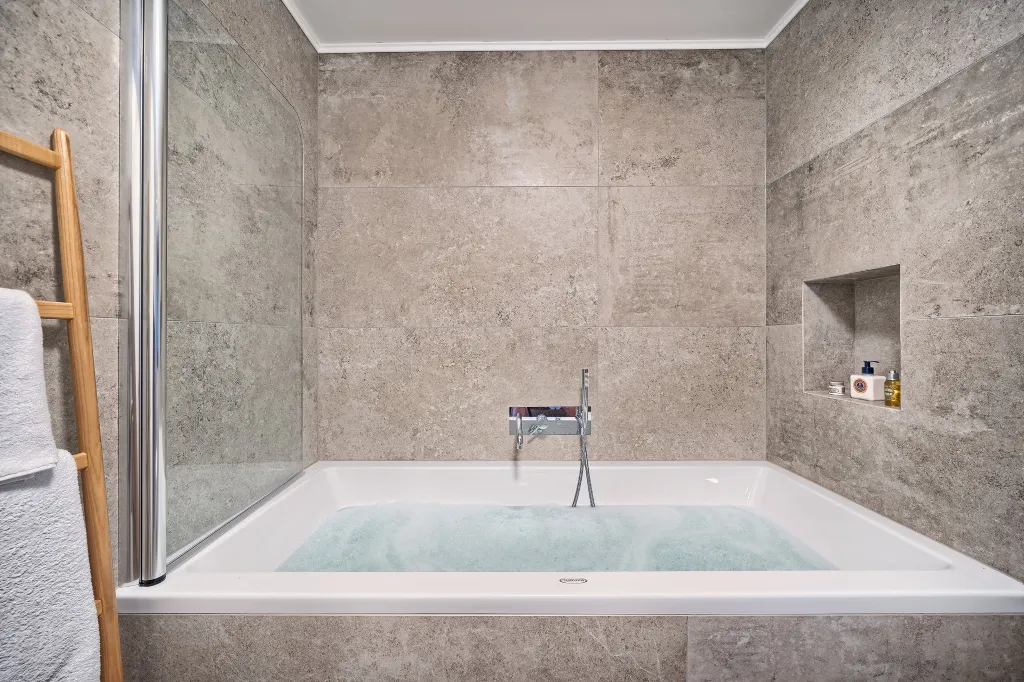 Private Pool Villa Retreat in Brsečine